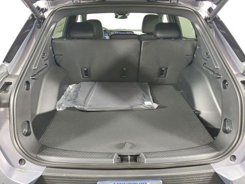 New 2026 Chevrolet Equinox EV LT image 31