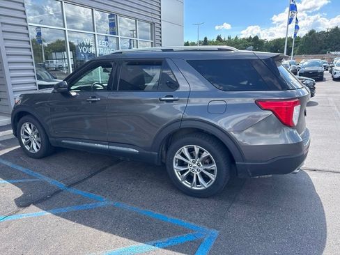 Used 2020 Ford Explorer Limited AWD/4WD image 2