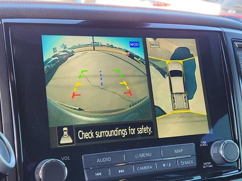 Used 2021 Nissan Titan PRO-4X w/ Pro-4x Convenience Package image 15