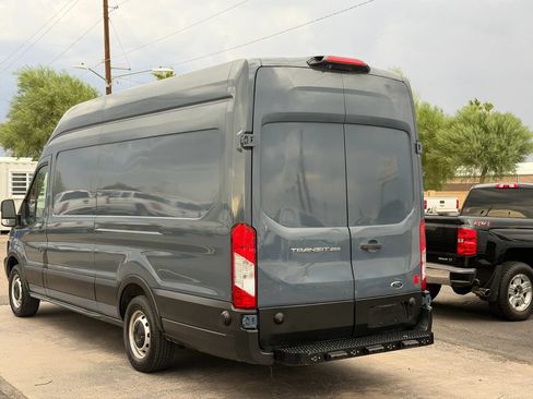 Used 2019 Ford Transit 250 148 High Roof Extended RWD image 6