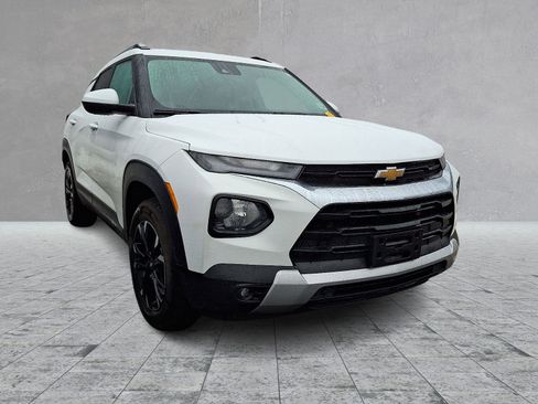 Used 2023 Chevrolet TrailBlazer LT w/ Convenience Package image 1