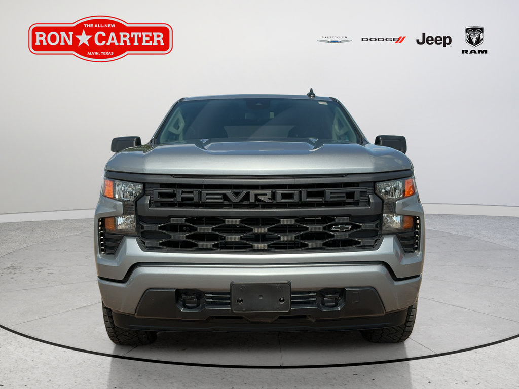 Used 2026 Chevrolet Silverado 1500 Custom w/ LPO, Dark Essentials Package AWD/4WD image 2