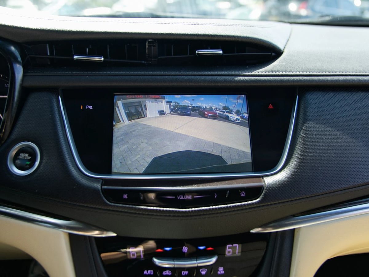Used 2019 Cadillac XT5 FWD image 31