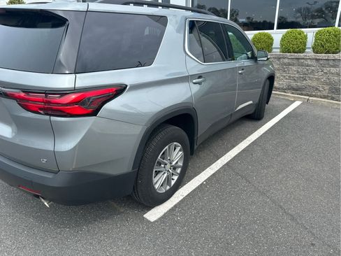 Used 2023 Chevrolet Traverse LT w/ LPO, Floor Liner Package AWD/4WD image 3