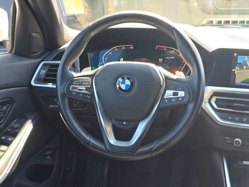 Used 2019 BMW 330i xDrive Sedan w/ Convenience Package AWD/4WD image 19