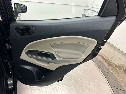 Used 2020 Ford EcoSport S image 24