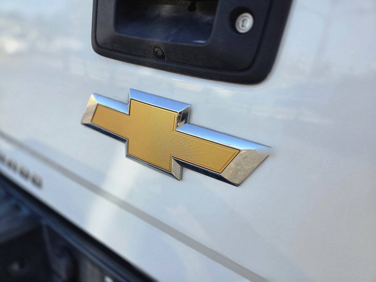 Used 2018 Chevrolet Silverado 1500 Custom RWD image 12