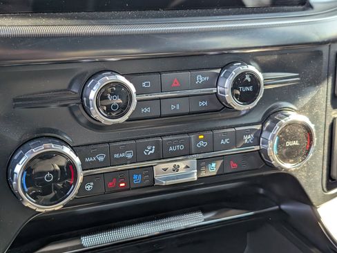 New 2025 Ford F150 Lariat w/ Equipment Group 501A Mid image 18