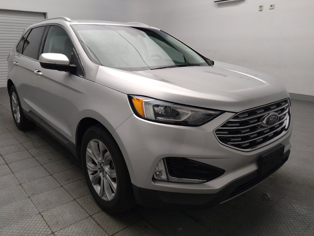Used 2019 Ford Edge Titanium FWD image 13