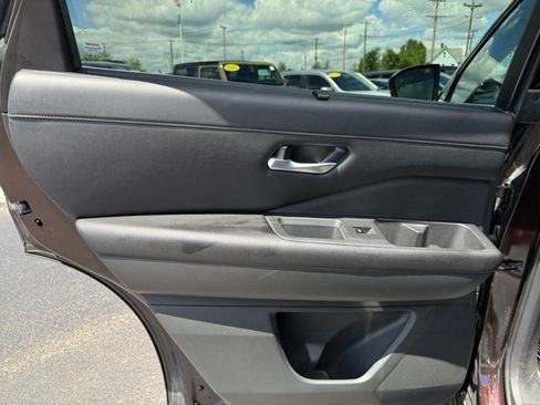 Used 2022 Nissan Pathfinder SL w/ SL Premium Package AWD/4WD image 27