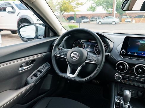 New 2025 Nissan Sentra SV image 10