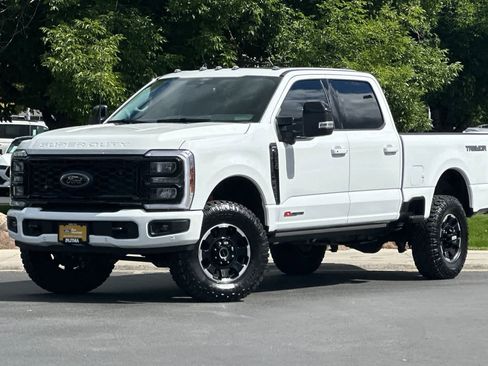 Certified 2025 Ford F250 Lariat w/ Lariat Ultimate Package AWD/4WD image 1