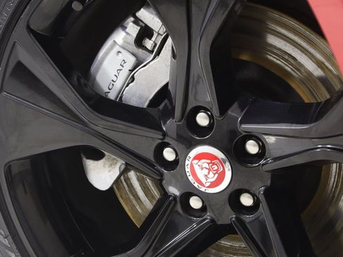 Used 2021 Jaguar F-TYPE Coupe RWD image 18