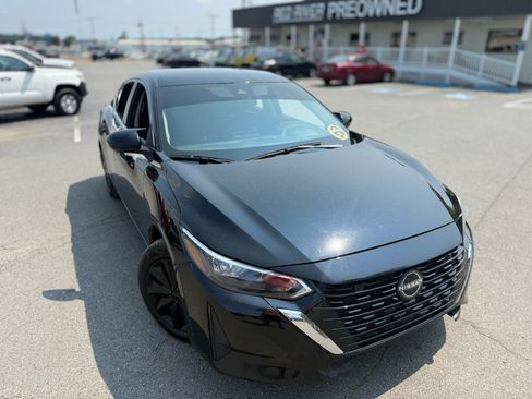 Used 2025 Nissan Sentra S FWD image 13
