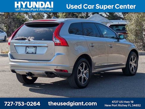 Used 2015 Volvo XC60 T6 Platinum image 5