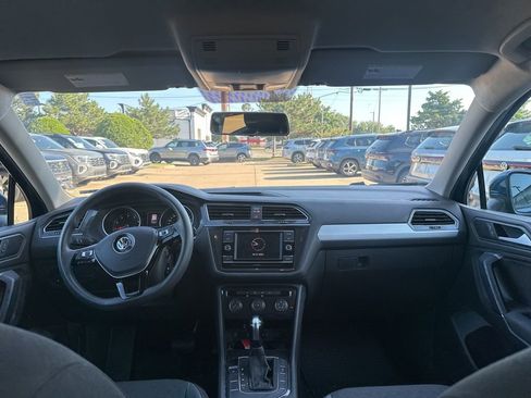 Used 2019 Volkswagen Tiguan S FWD image 19
