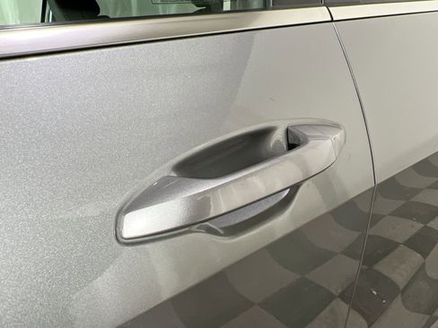 Used 2023 Kia Sportage LX image 15