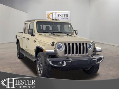 Used 2020 Jeep Gladiator Overland w/ LED Lighting Group