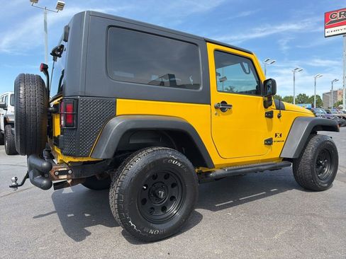 Used 2009 Jeep Wrangler X AWD/4WD image 39