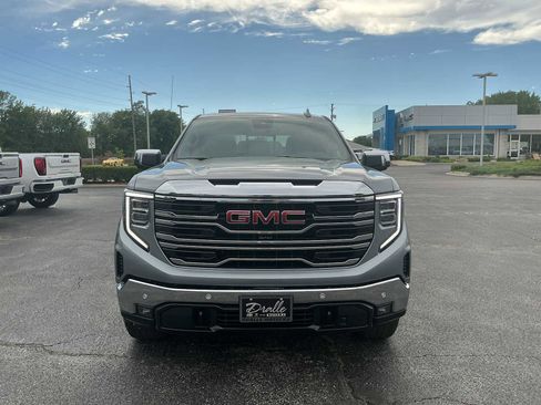 Used 2025 GMC Sierra 1500 SLT w/ SLT Premium Plus Package AWD/4WD image 2