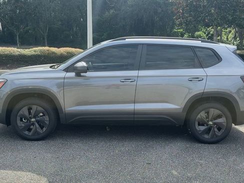 New 2025 Volkswagen Taos S image 5