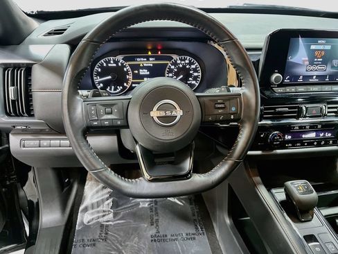 Used 2024 Nissan Pathfinder Rock Creek AWD/4WD image 11