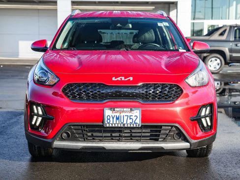 Used 2022 Kia Niro LXS image 2
