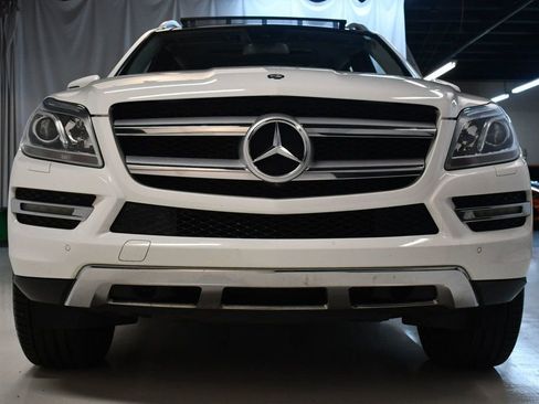 Used 2014 Mercedes-Benz GL 450 4MATIC image 16