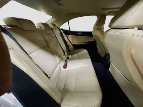 Used 2016 Lexus IS 200t RWD image 26