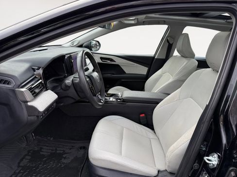 Used 2025 Toyota Camry XSE image 11