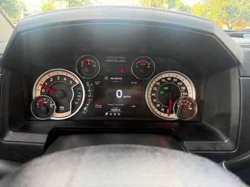 Used 2017 RAM 2500 Laramie AWD/4WD image 47