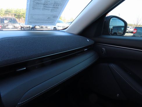 Used 2025 Ford Mustang Mach-E Premium image 24