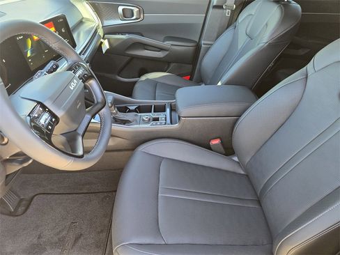 New 2026 Kia Sorento S image 9