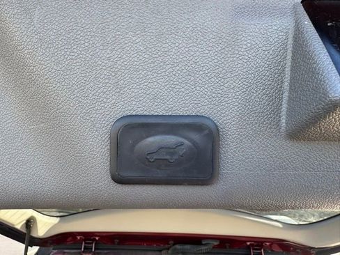 Used 2016 GMC Acadia SLT w/ Premium Edition image 11