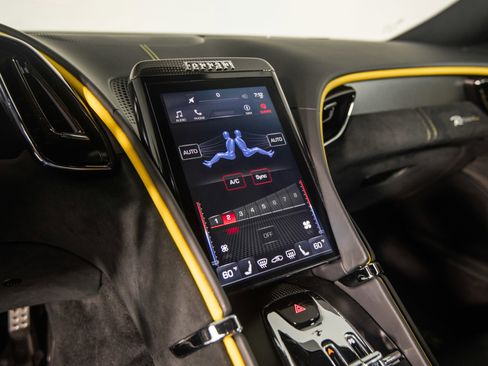 Certified 2024 Ferrari Roma image 39