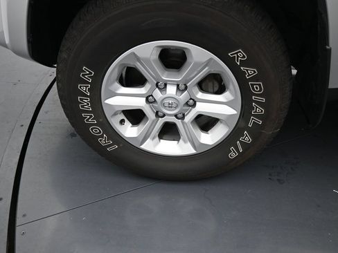 Used 2024 Toyota 4Runner SR5 AWD/4WD image 14
