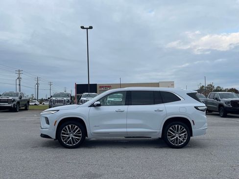 New 2026 Buick Enclave Avenir w/ Super Cruise Package image 4