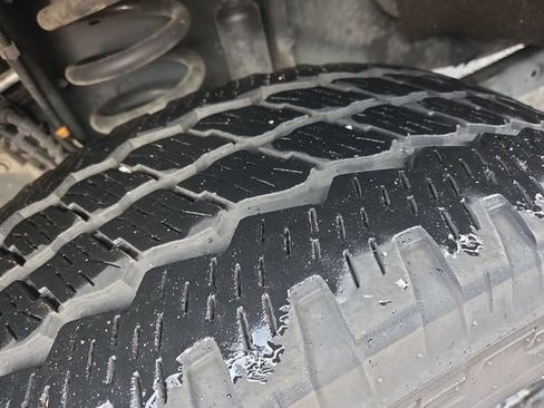 Certified 2024 Ford F350 Lariat w/ Black Appearance Package image 33