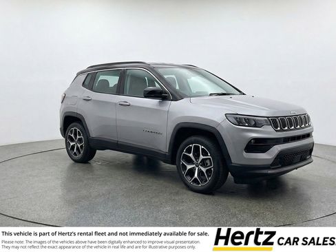 Used 2025 Jeep Compass Limited image 1