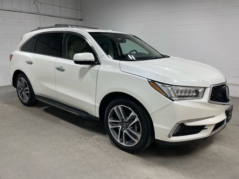 Used 2018 Acura MDX w/ Advance & Entertainment AWD/4WD image 3