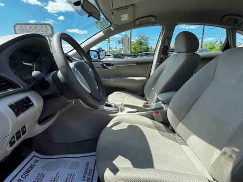 Used 2013 Nissan Sentra S FWD image 10