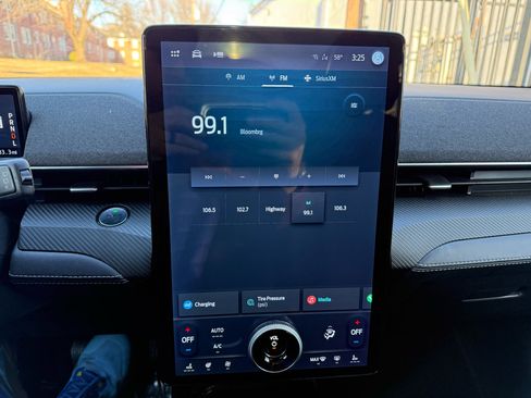 Used 2023 Ford Mustang Mach-E Premium image 18