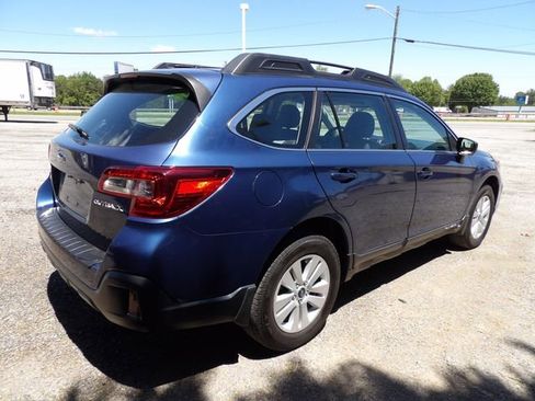 Used 2019 Subaru Outback 2.5i AWD/4WD image 4