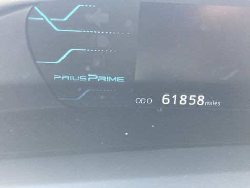 Used 2017 Toyota Prius Prime Advanced FWD image 17