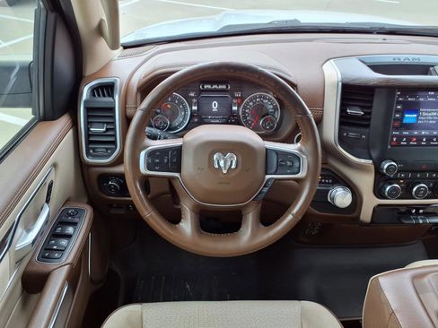 Used 2019 RAM 1500 Laramie RWD image 15