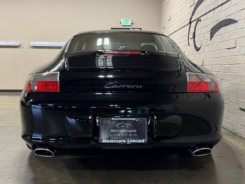 Used 2003 Porsche 911 Carrera image 6