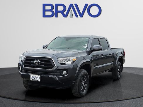 Used 2022 Toyota Tacoma SR5 RWD image 1