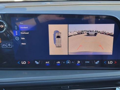 New 2026 Chevrolet Traverse LT w/ Sun and Wheel Package image 36