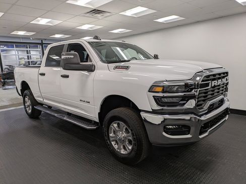 Used 2025 RAM 2500 Big Horn image 3