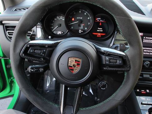 Used 2023 Porsche Macan GTS image 28
